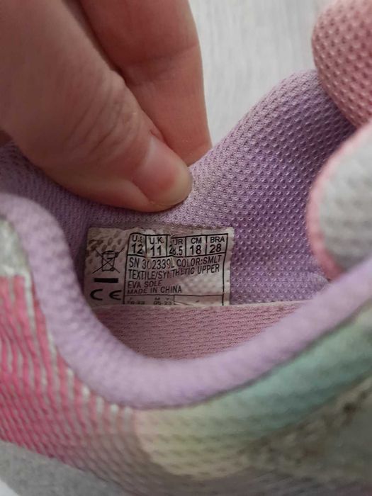 Кросівки Skechers 28 розмір на дівчинку