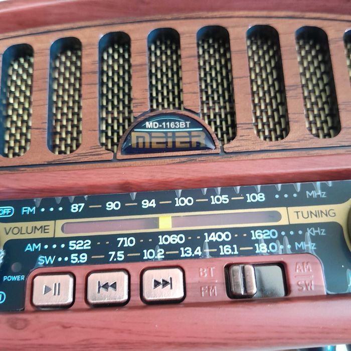 Ретро-радіоприймач / бездротова колонка Meier MD-1163BT (Bluetooth 5.3, Woodgrain)