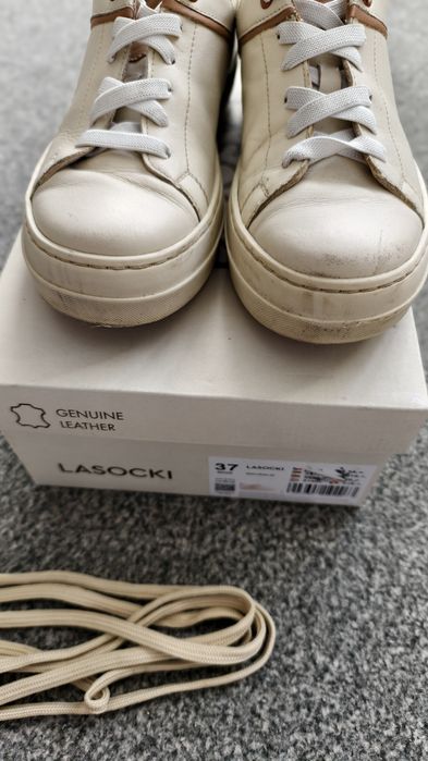 Sneakersy Lasocki ze skóry naturalnej, rozmiar 37