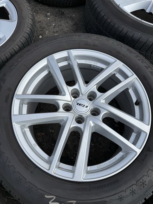 Felgi aluminiowe 5x112 18x8j et39 Audi Vw Skoda Mercedes