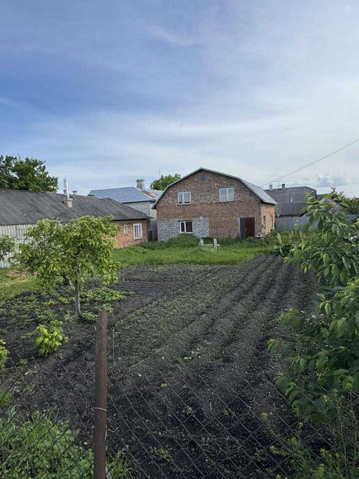 Продається будинок м.Радехів Львівська обл