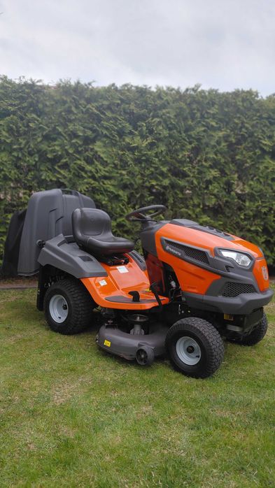 Kosiarka traktorek Husqvarna TC 242T