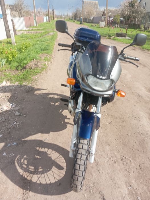 В продажі Сузукі 650 продам срочно