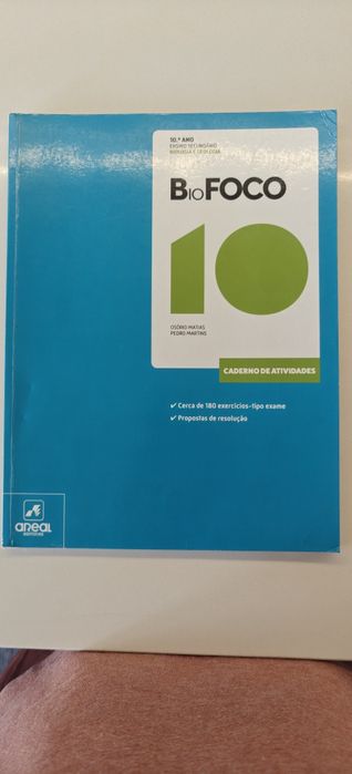 Vários livros de exercícios 10° ano e 12°