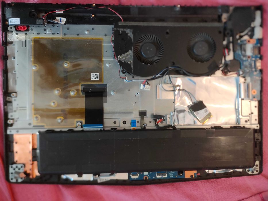 Lenovo Legion Y520 корпус , АКБ , система охолодження та запчастини .