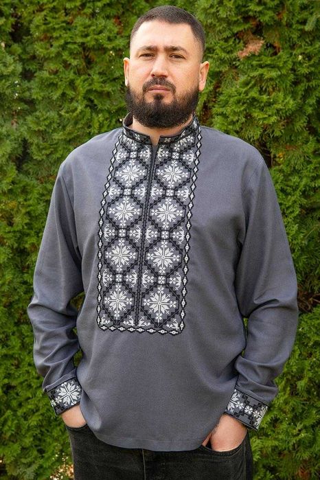 Вишиванка чоловіча лляна українська сорочка вишита з довгим рукавом