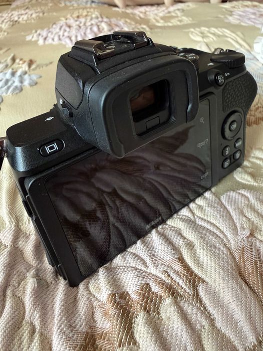Камера NIKON Z50 BODY, без об'єктива, ідеальний стан, лічильник 4026, батарея та зарядне в комплекті, 31 мова