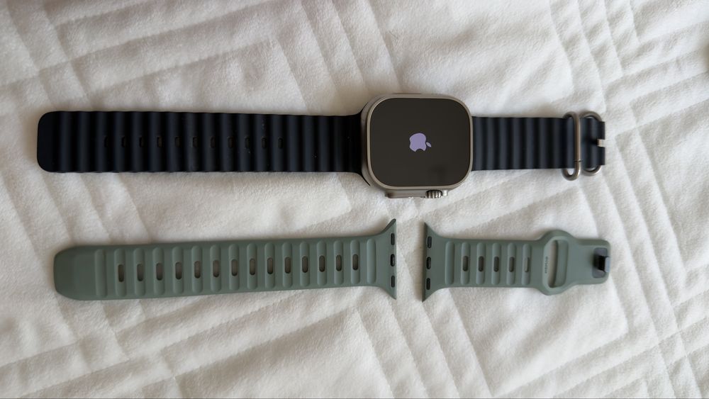 Apple Watch Ultra 49mm Titânio GPS + Cellular – Bateria 91% + 2 braceletes