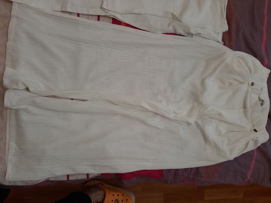 Продам красивые  футболки  LC Waikiki,Zara для девочки.