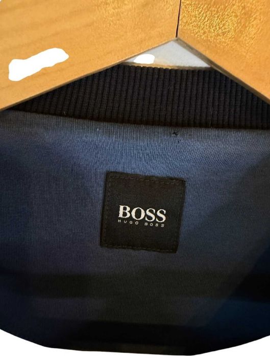 Bluza Hugo Boss klasyczna z logiem m