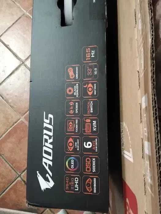 monitor gaming QD-OLED aorus - 32" 4K 165HZ 0,03MS