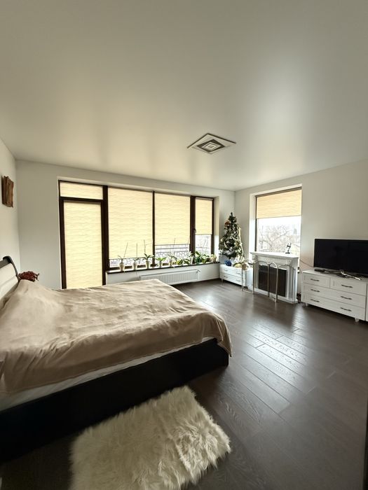 NEWStreet! Продам Двоповерховий будинок по вул.Єськова