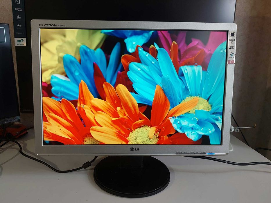 Монітор LG flatron w2042s-sf 20 дюймів