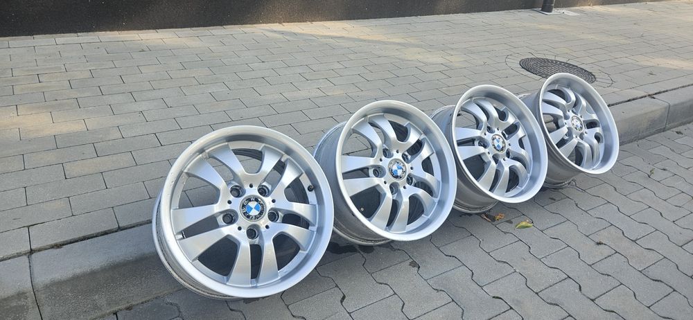 Sprzedam Felgi do BMW Serii 3. 1e87 e36 e46e99 3. 5x120 16 C