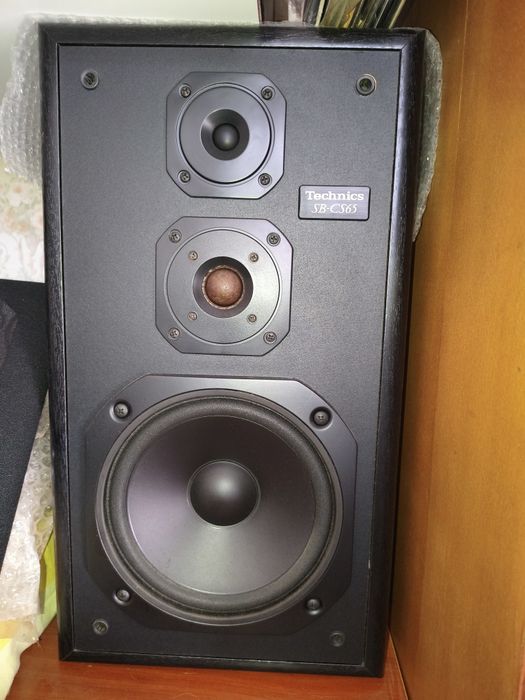 продаю легендарні трисмугова колонки Technics sb cs65 ( made in Japan)