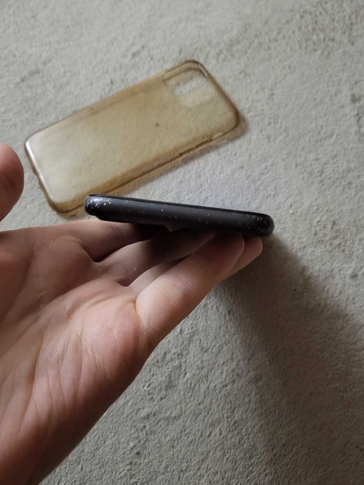 iPhone 11 2020 64 GB Neverlock