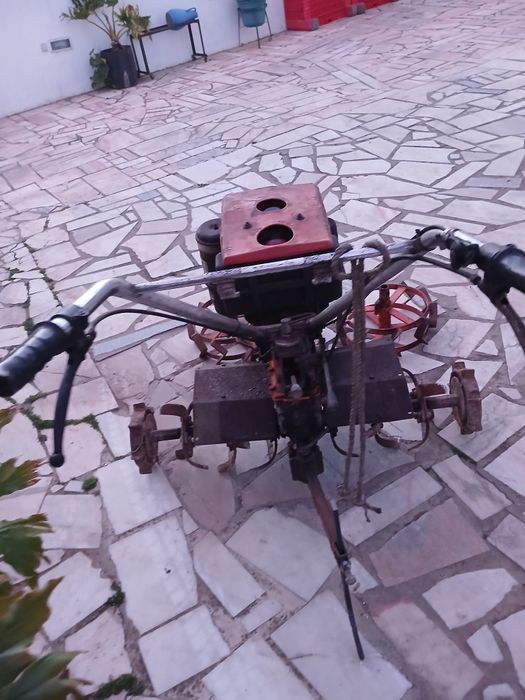 Moto enchara de 10vc