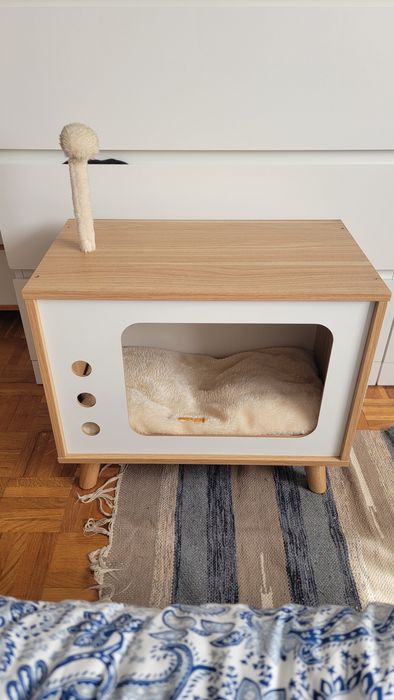 Casota/Arranhador para Gatos – Como Novo