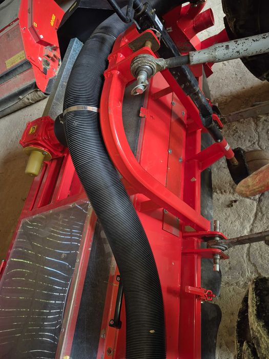 Kombajn do orzechów JOLLY 1800 (Facma, Giampi)