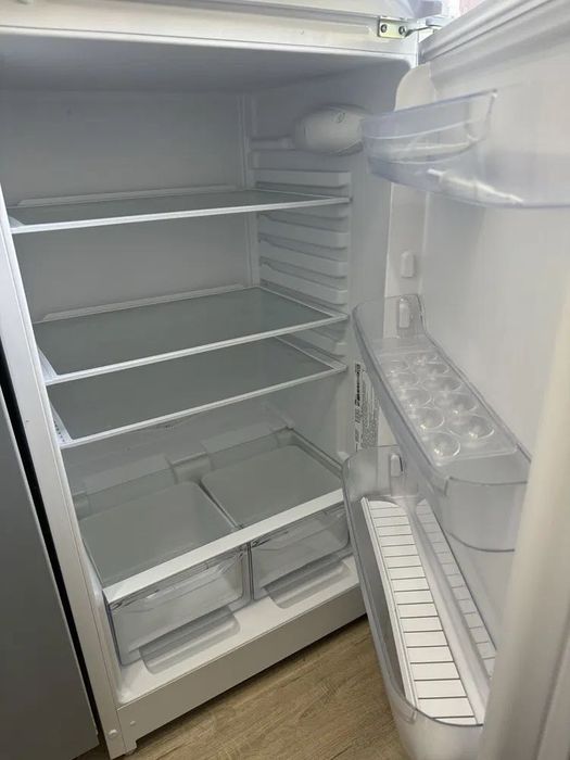 Холодильник Indesit TIA14, гарантія, доставка