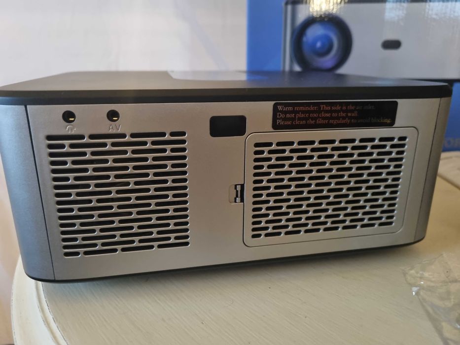 Horlat Projector 5G WiFi & Bluetooth, Cinema, Gaming 1080P Supports 4k