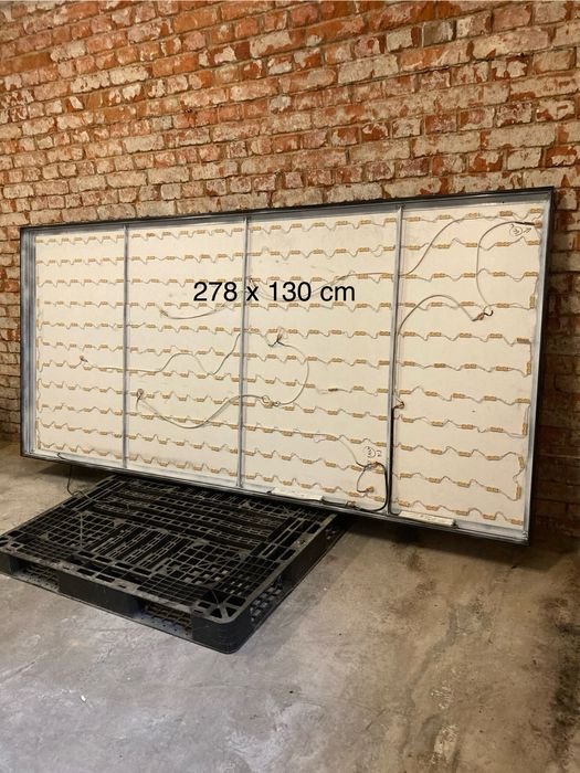Baner reklamowy - LED - podświetlany 278x130 cm