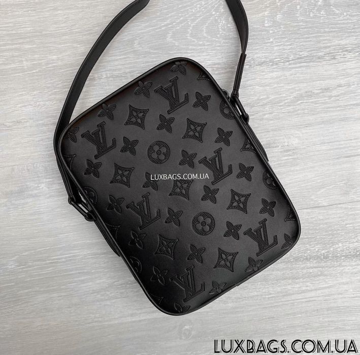 Мужская кожаная сумка Louis Vuitton Danube