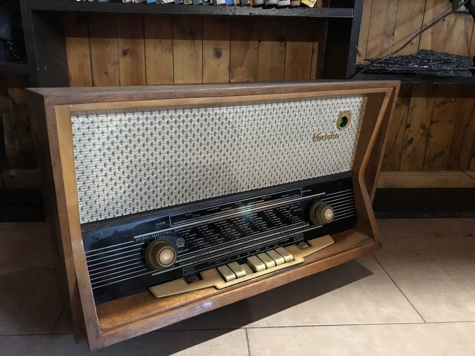 Radio odbiornik Karioka radio lampowe ZRK 1964r.