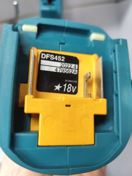 Makita DFS 452 безщітковий акумуляторний стрічковий шуруповерт Макіта