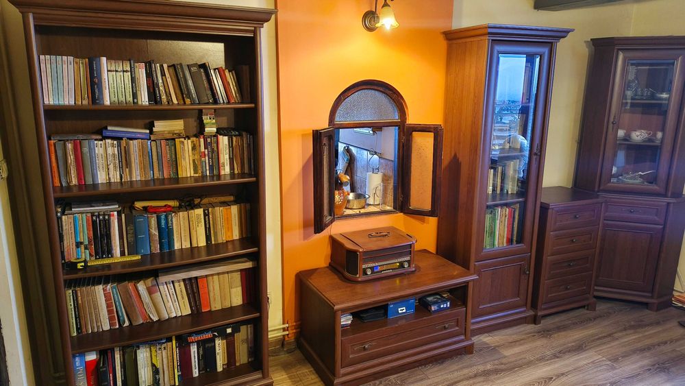 Okazja - Zestaw mebli BRW Kent kolor kasztan + stół i krzesła