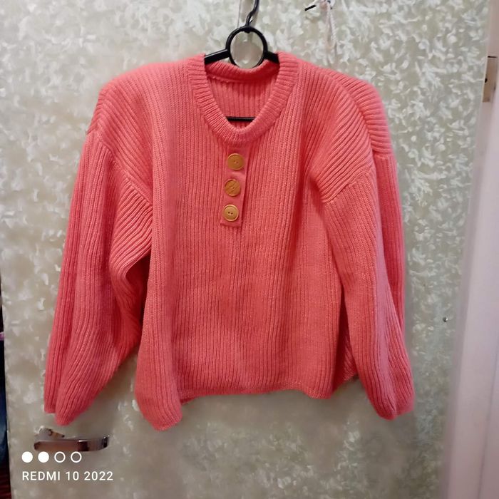 Женские свитера б/у