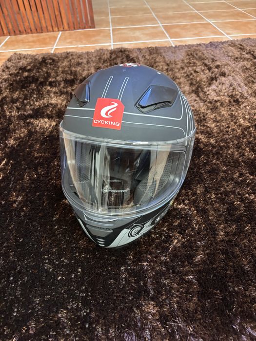 capacete tamanho S