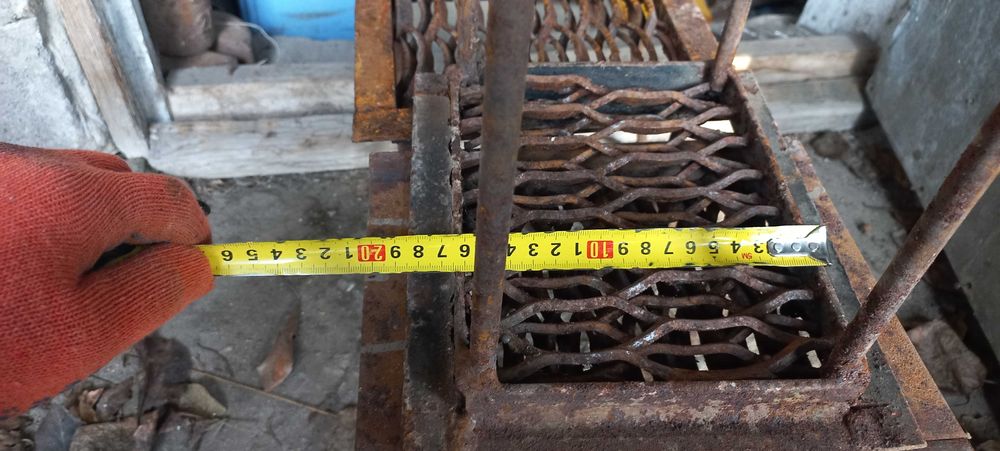 Решетка металлическая