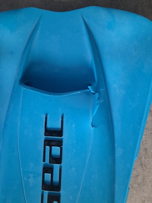 Płetwy do pływania nurkowania Seac Shuttle r. 43 - 44 L uszkodzone