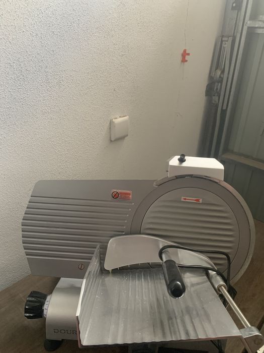 Fiambreira MS 300 Teflon Douro