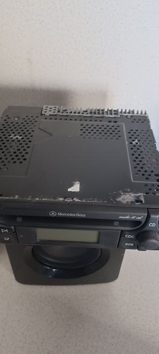 Radio odtwarzacz Mercedes