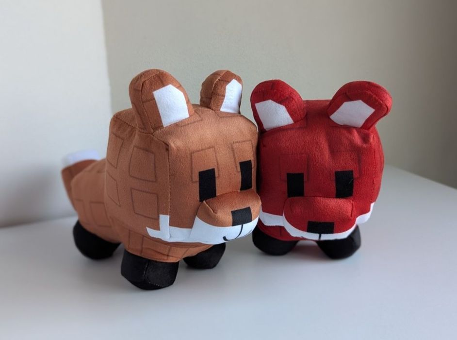 Іграшки з гри Grow a Garden Roblox персонажі Disco Bee Dragonfly Butterfly Red Fox Raccoon