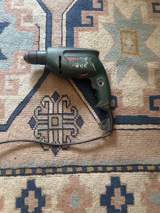 Bosch PSB 570 RE a funcionar prefeitamente