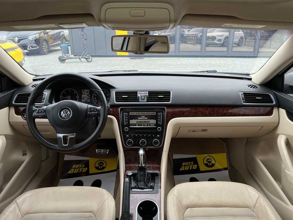 Volkswagen Passat 2012