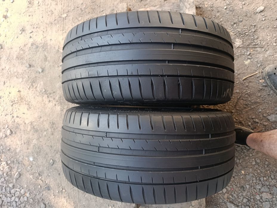 Шина 235/40/18 Michelin pilot sport 4