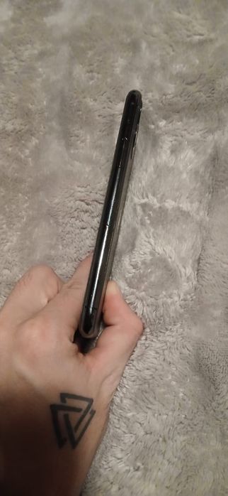 Iphone 11 pro (64gb)