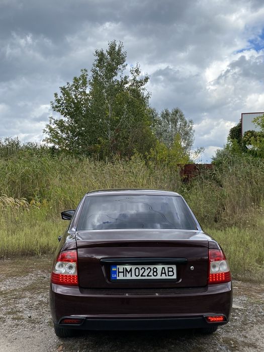 Продам ваз 217003