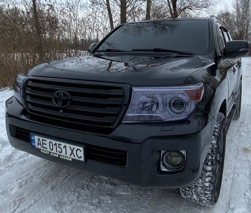 Toyota land cruiser 200