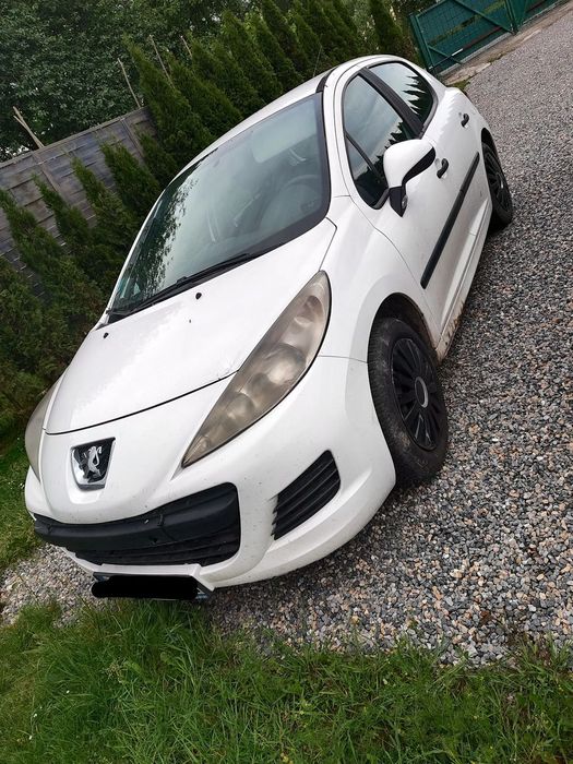 Peugeot 207 PILNE  peugeot 207