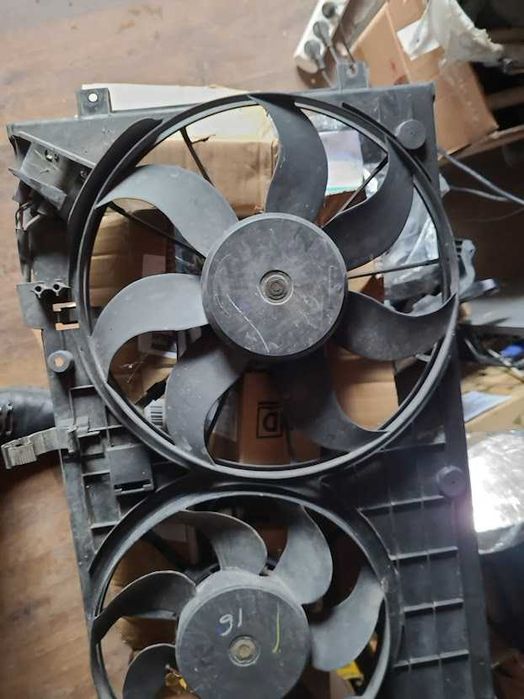 Вентилятор охлаждения дифузор volkswagen beetle Jetta  битл пасат