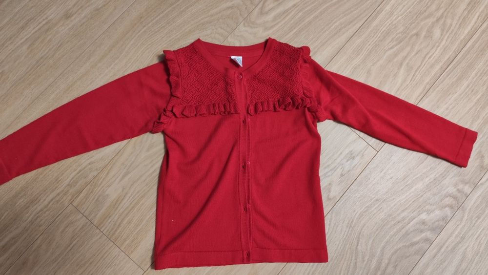 Czerwony sweterek 128