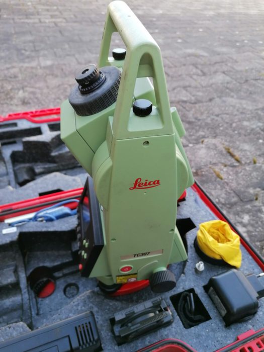 Estação Total Leica TC307 completa