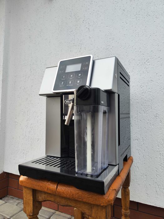 Кавомашина кофемашина Delonghi Perfecta EVO ESAM 428.80.SB