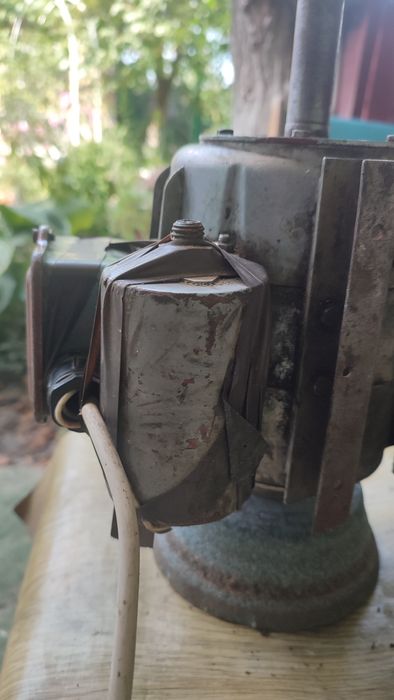 Продам электроточило. Электродвигатель, точило