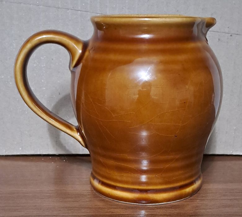 Керамический сливочник